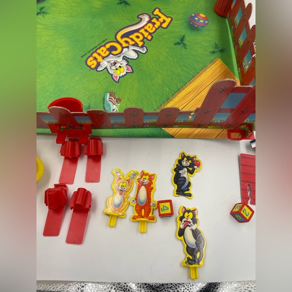 Fraidy Cats 1994 Milton Bradley Board Game Complete VTG - Picture 7 of 12